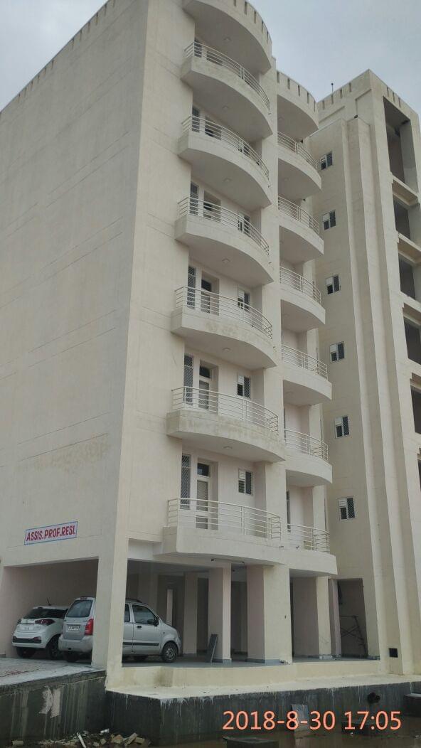 Government Medical College Bharatpur infrastructure photo 1